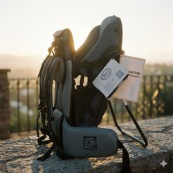 ochila de Camping para Bebé Senderismo Niño Pequeño Portabebés con Soporte y Visera Parasol,