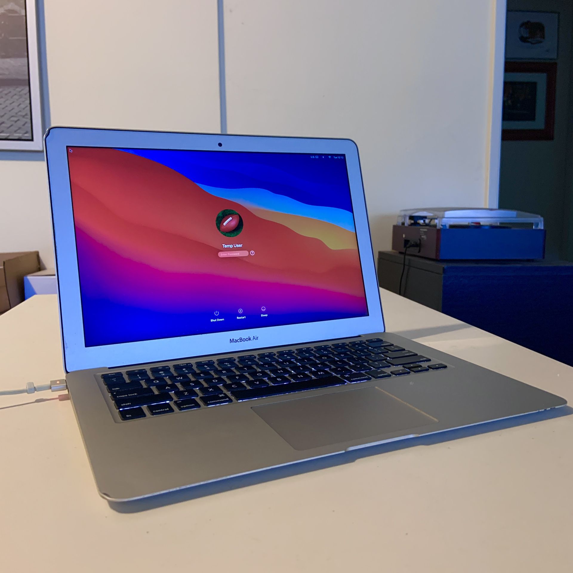 MacBook Air 13-inch [Refurbished]