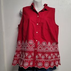 2 Womens Shirts Good Condition $5 Ea