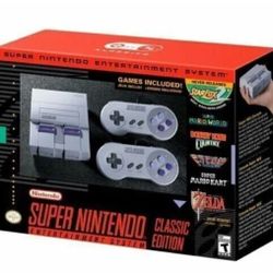 Super Nintendo....SUPER NES CLASSIC EDITION

..21 Games ......plus Delivery 