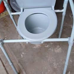 Bedside Commode/shower chair