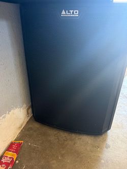 Dj equipment