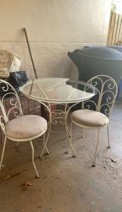 Patio table