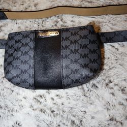 Michael Kors Black Signature Belt Bag Large/XLarge