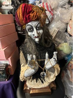 Madam fortune teller 3ft statue Halloween prop resin