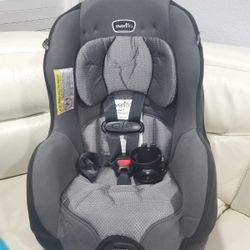 NEW!!! Evenflo Tribute LX 2-in-1 Lightweight Convertible Car Seat, Travel  Friendly (Saturn Gray) for Sale in Houston, TX - OfferUp