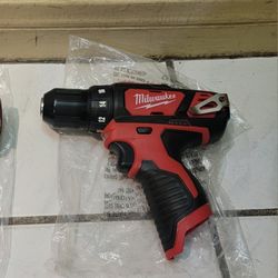 Milwaukee Drill M12 