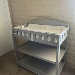 Delta Children changing Table 