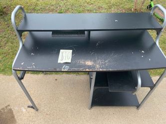 Computer desk