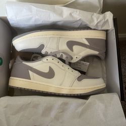 Air Jordan 1 Low Atmosphere Grey