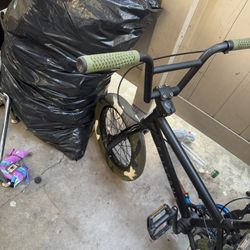 Élite BMX 16” In Very Good Condition 
