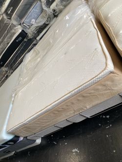 king mattress tempur-pedic pillowtop alura