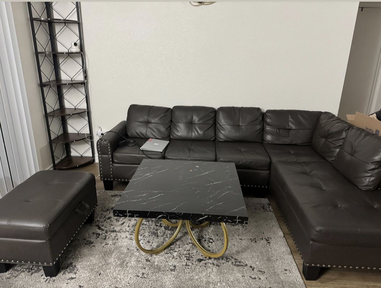 Couch With Center Table