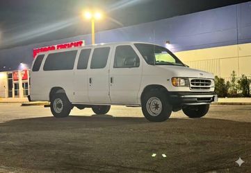 1999 Ford E-350
