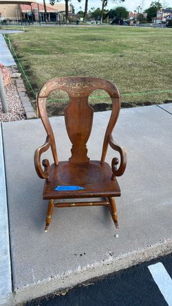 Wooden Rocking Chair
