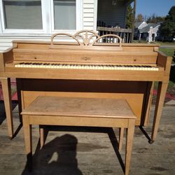 Cable Nelson Piano 