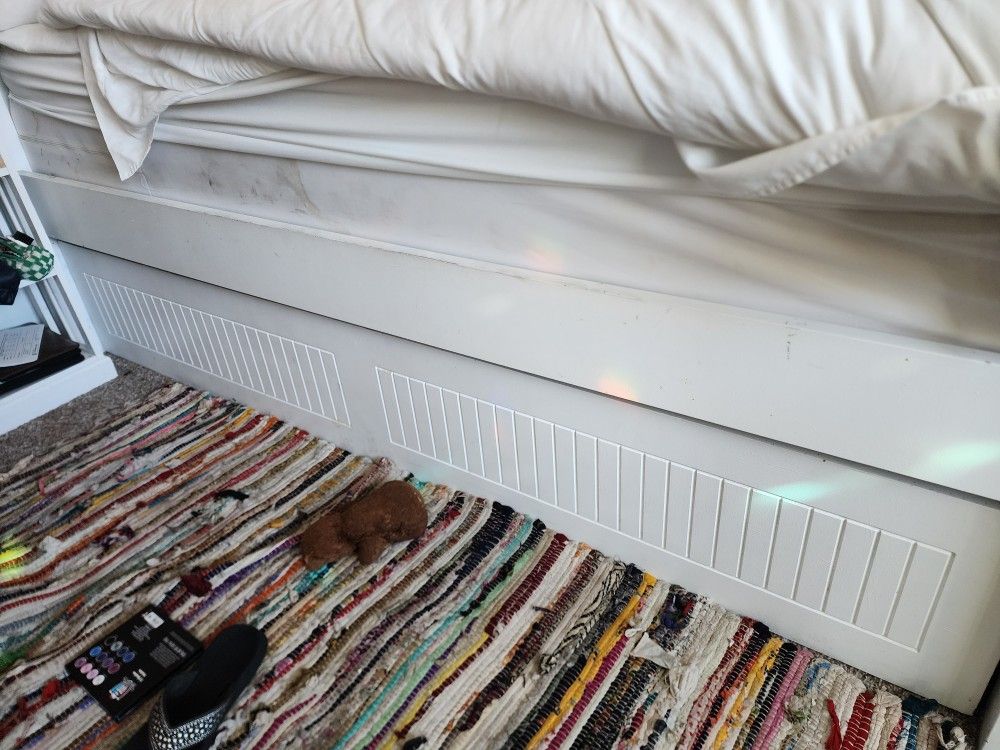 Twin Bed With Trundle