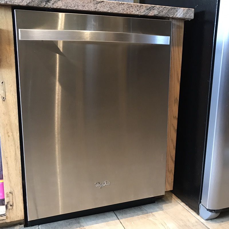 Whirlpool 24" Stainless dishwasher