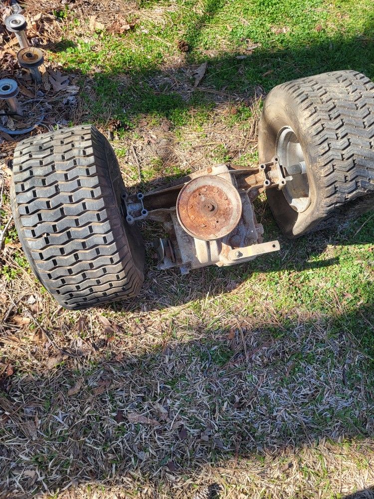 John Deere Riding Mower 5-speed Transmission 