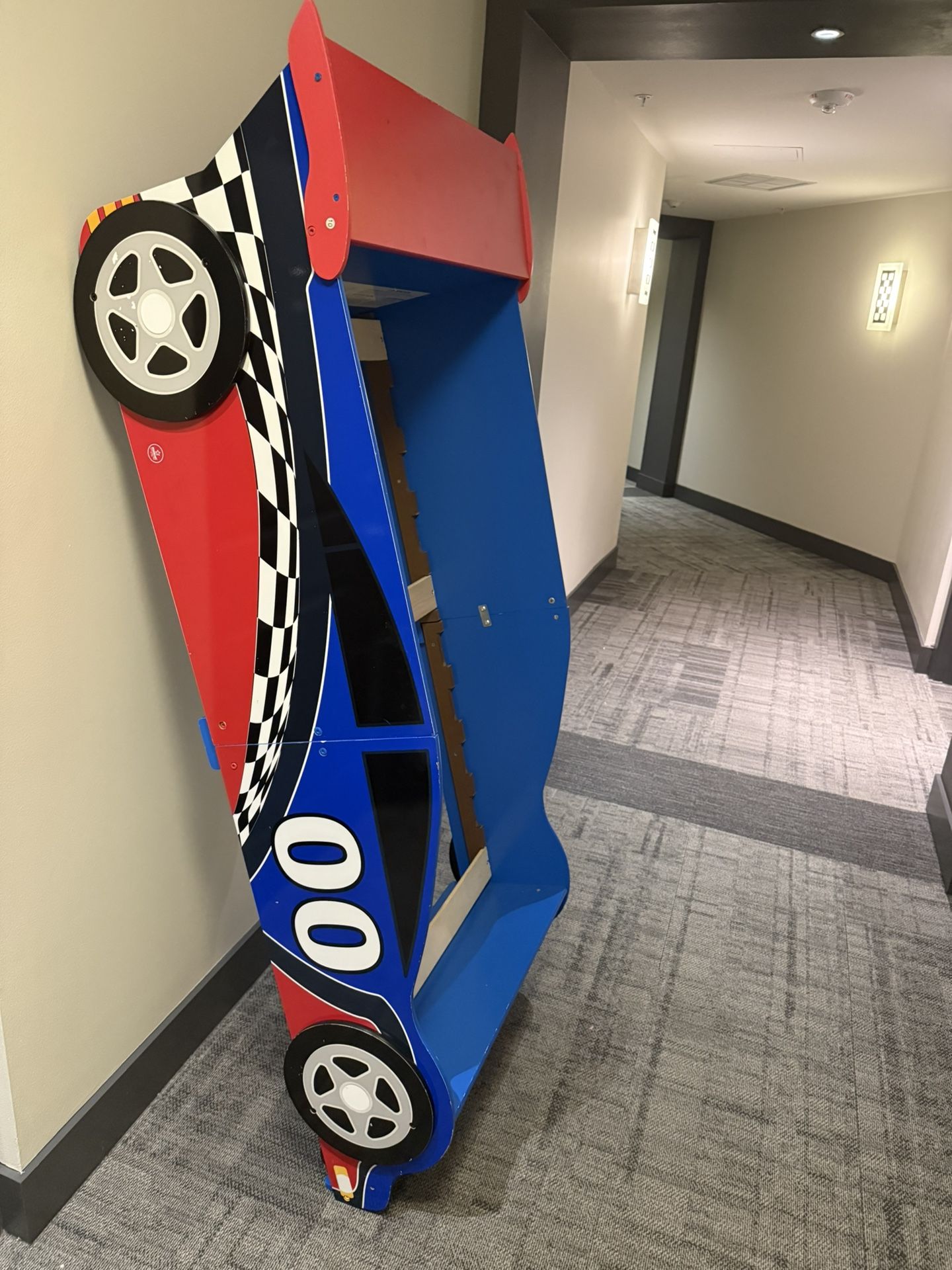 Kids Race Car Bed (twin)