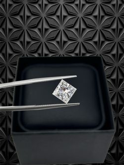Princess shape lab-grown certified diamond 💎