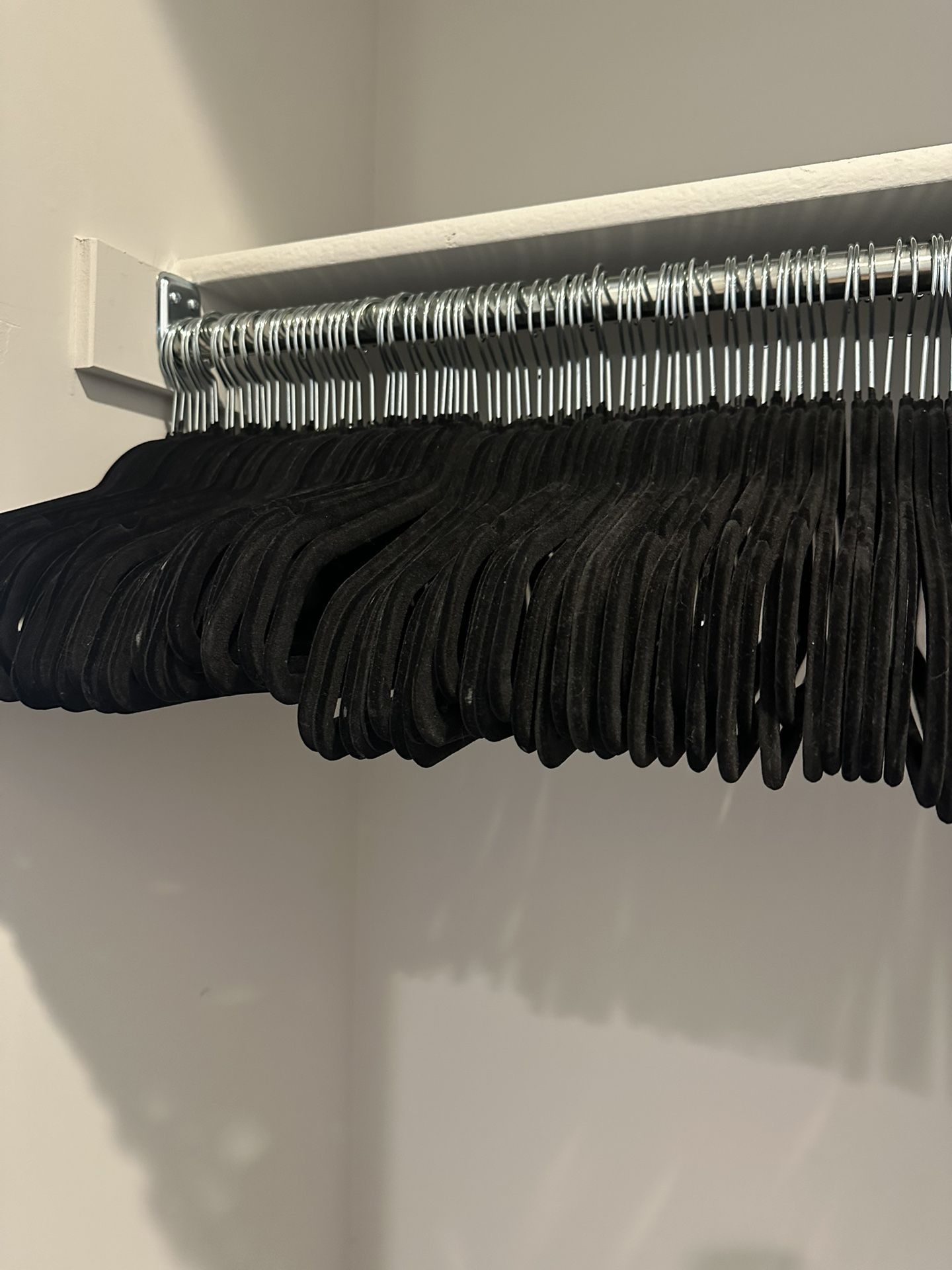 Velvet Hangers x 150