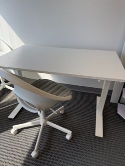 Height Adjustable office table