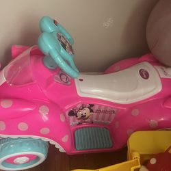 Minnie Mouse Four Wheeler