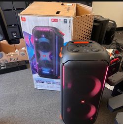 JBL - Party Box 710 Portable Party Speaker