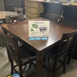 4-seater Dining Set 