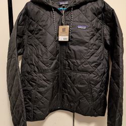 Patagonia Women's Diamond Quilted Bomber Jacket