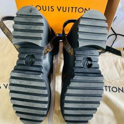 Louis Vuitton Boots Like New! Size 7 