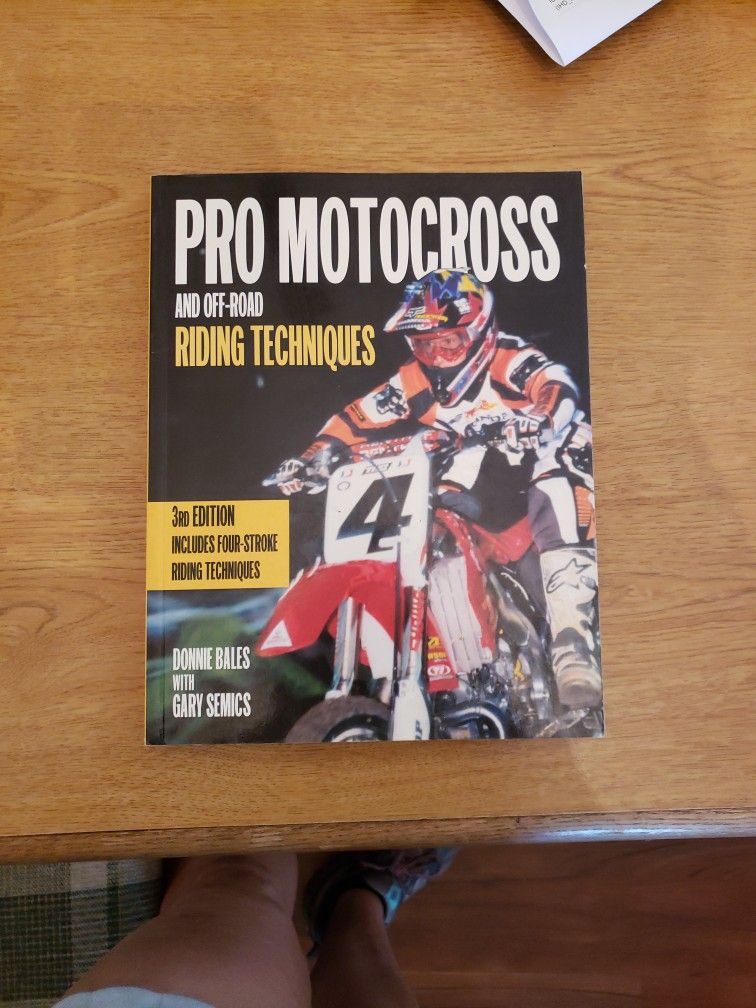 Pro Motocross And Off Road Tech. Book