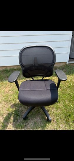 HON Wave Mesh Mid-Back Chair. Office Chair