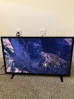 32” LG TV