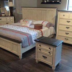Brand New Bedroom Set Queen or King Bed Dresser Nightstand Mirror Chest Options Sawyer 