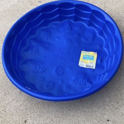 Toddler swimming pool
