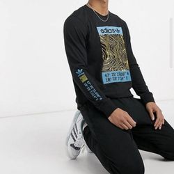 adidas Originals long sleeve t-shirt with adventure print Size S Black 