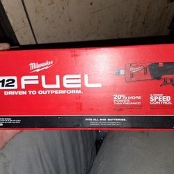 Milwaukee M12 Fuel ¼in. Die Grinder