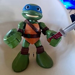 Ninja Turtle 12 inch talking leonardo