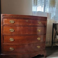 Dresser  Antique 