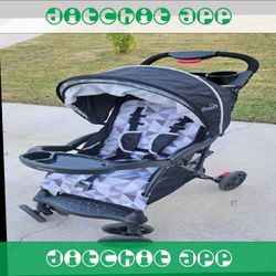Kids' Stroller – Secure and Chic for Today's Families culture treatment