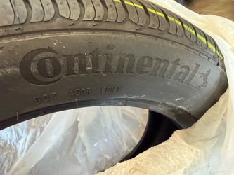 Brand New Continental your a/s plus 215/55 R17 94V