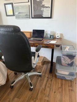 Adjustable standing desk & desk chair