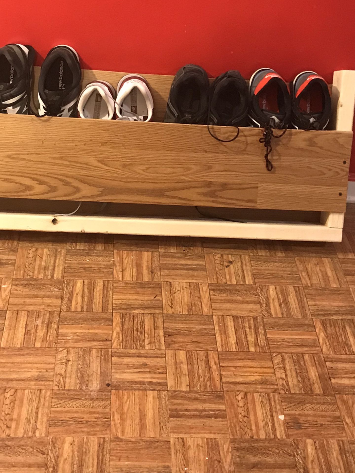 4 Pair Wall Mount Or Floor Shoe Holder