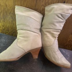 Vintage Beige Leather Boots