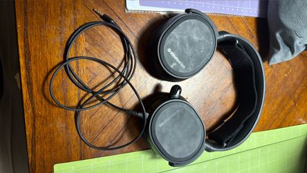 SteelSeries Wired Gaming Headset
