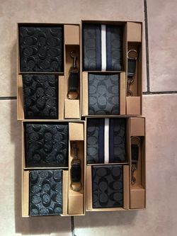 Coach Signature Wallet and Keychain Gift Sets