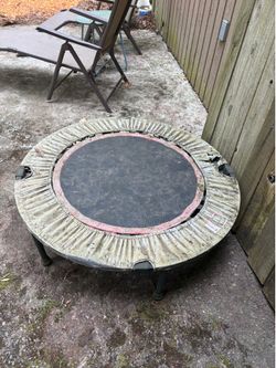 Free rebounder, mini trampoline
