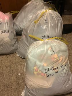 Mixed Clothing Lot Size XL–XXL